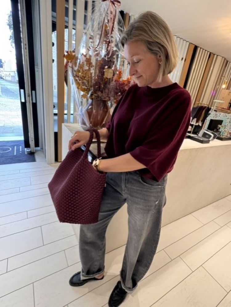 Bettina Burgundy
